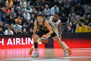 Zvezdin poraz je skup, Alba razbila Asvel - Barsa sigurna protiv Žalgirisa